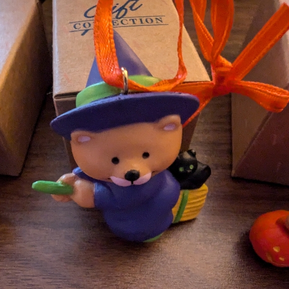 Avon Vintage Halloween Dress up Ornaments - Picture 4 of 8